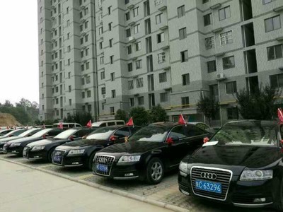 寶雞金鑰匙專(zhuān)業(yè)婚車(chē)租賃 瑪莎拉蒂總裁與保時(shí)捷跑車(chē)的高端婚慶服務(wù)